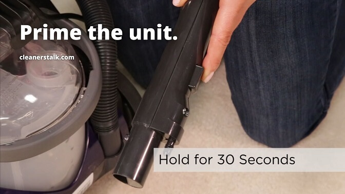 Cómo reparar el limpiador de alfombras Bissell que no rocía agua