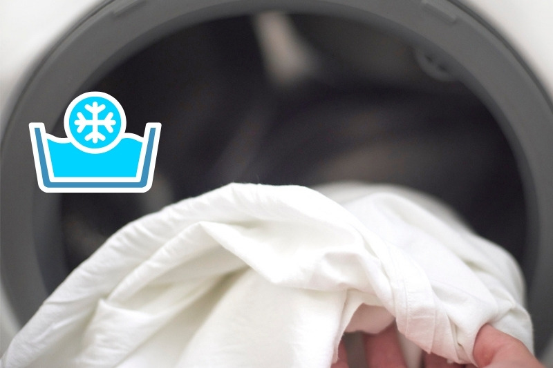 ¿Se puede lavar ropa blanca y negra juntas? ¿Se puede lavar ropa blanca y negra juntas?