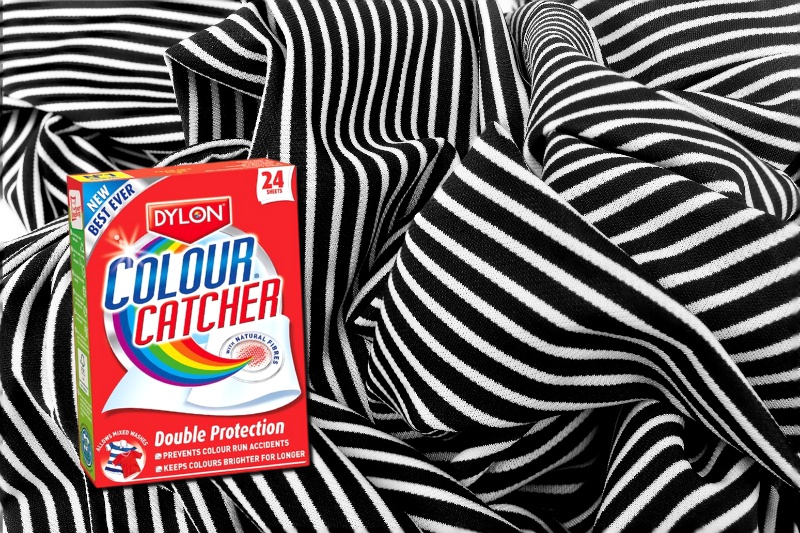 ¿Se puede lavar ropa blanca y negra juntas? ¿Se puede lavar ropa blanca y negra juntas?