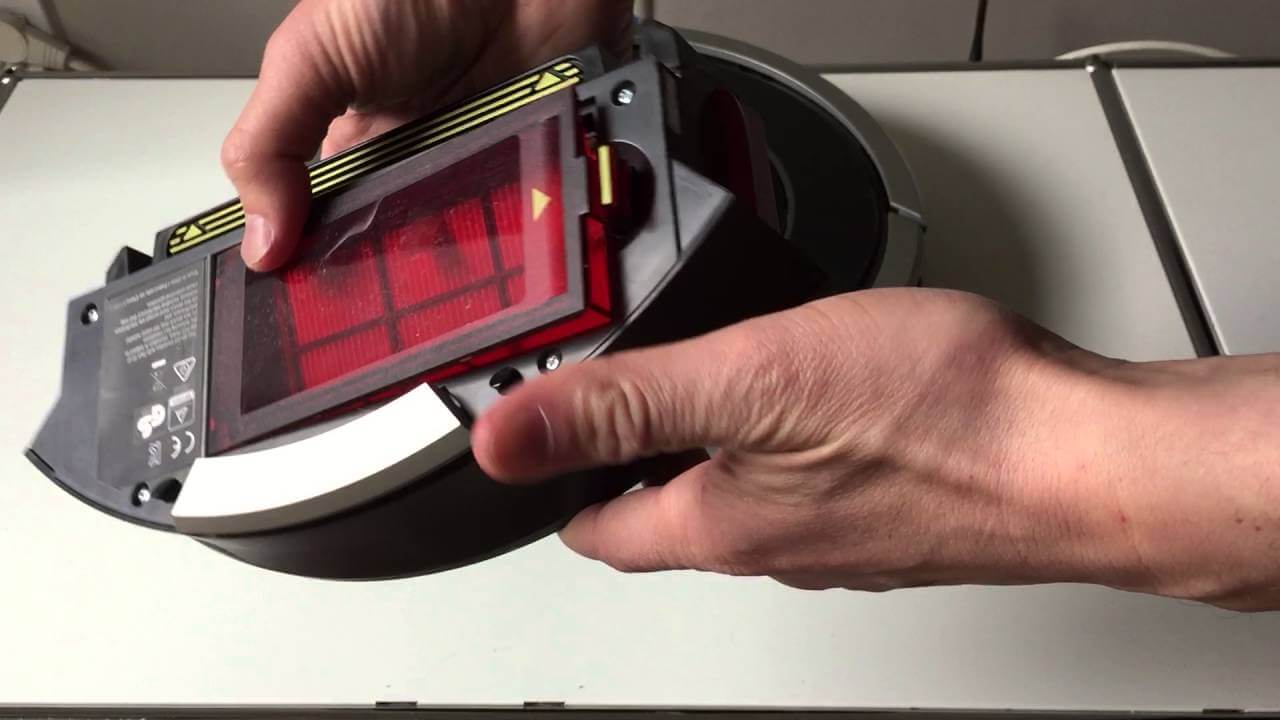 Cómo limpiar un filtro Roomba correctamente (con videos)